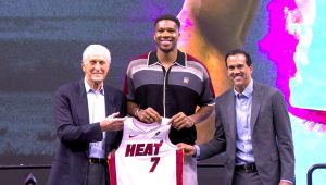 Giannis Antetokounmpo explique pourquoi il a changé de numéro à Miami