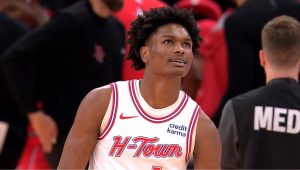 Amen Thompson prolonge son contrat avec les Rockets pour 208 millions de dollars sur 5 ans