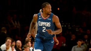 Kawhi Leonard aux Raptors : le trade est enfin validé