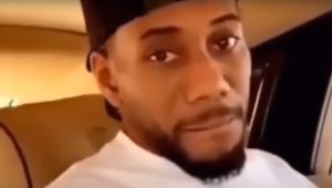 Kawhi Leonard remercie les fans des Clippers dans une vidéo et ferme la section des commentaires