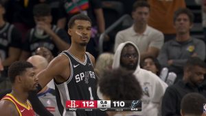 Spurs et Knicks en difficulté : deux finalistes menés 0-2, une première depuis 47 ans